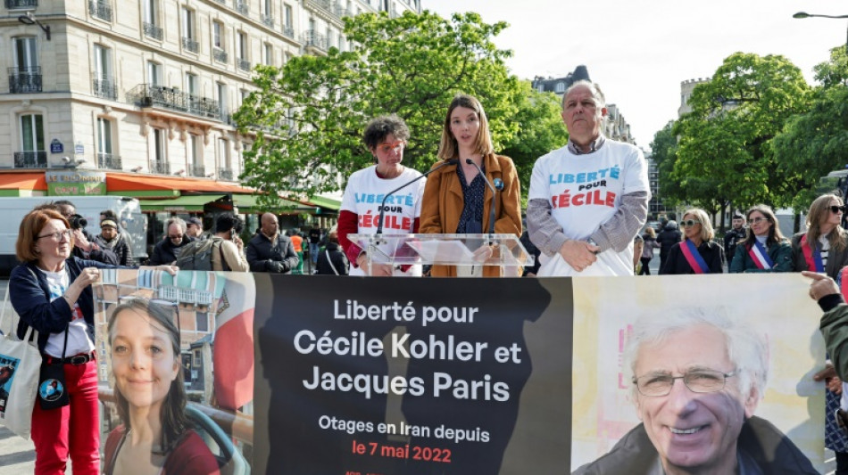 Ressortissants d&eacute;tenus: la France d&eacute;pose plainte contre l'Iran devant la CIJ, annonce Barrot 