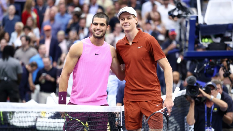 La final de Alcaraz y Sinner inicia con retraso ante la presencia de Trump