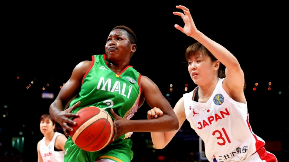 Mali players fight each other at basketball World Cup