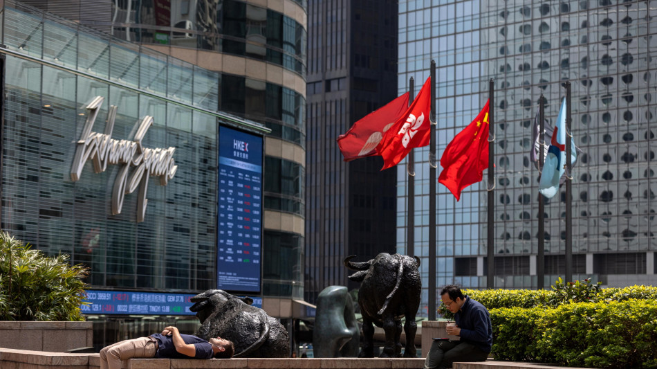 Borsa: Hong Kong negativa con Wall Street, apre a -0,93%