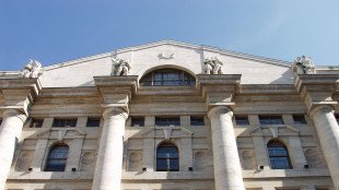 Borsa: Milano apre in calo, Ftse Mib -0,6%