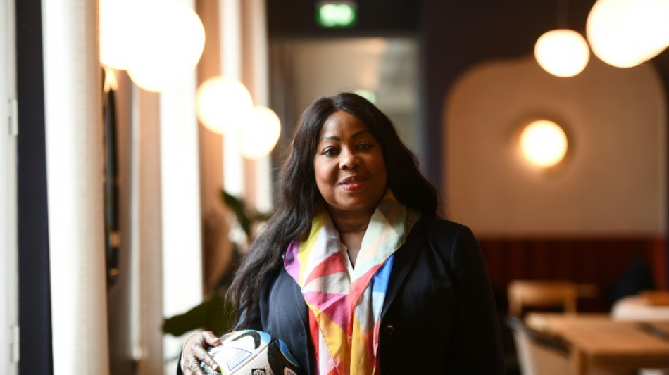 Foot: "Il faut valoriser le Mondial f&eacute;minin &agrave; son juste prix" (Fatma Samoura, N.2 de la Fifa) 