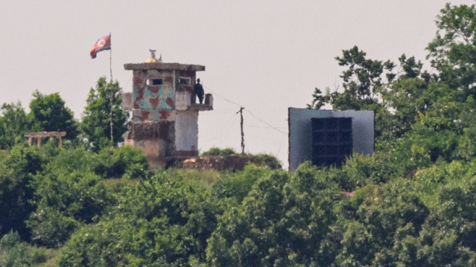 South Korea begins removing loudspeakers on border with North