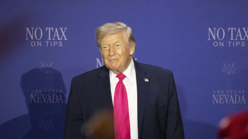 Trump, Iran ha accettato di non chiudere mai pi&ugrave; Hormuz