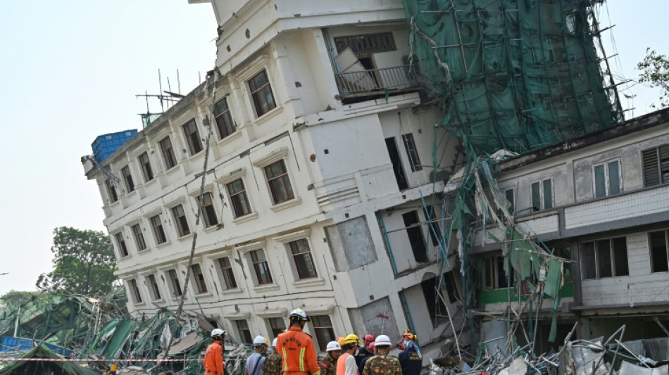 Terremoto em Mianmar deixou quase 2.900 mortos, anuncia junta militar