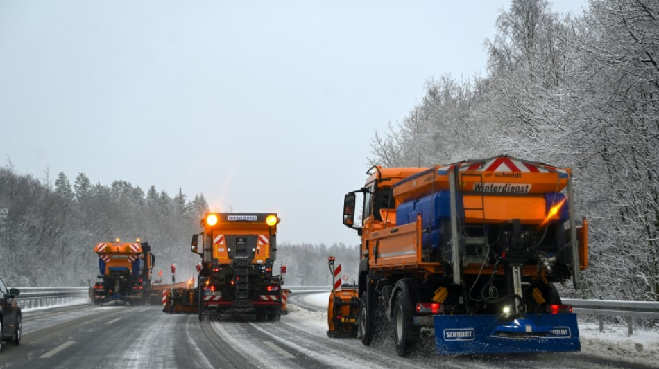 Eisregen und massive Schneef&auml;lle erwartet - Erste Unf&auml;lle und Verkehrsst&ouml;rungen 