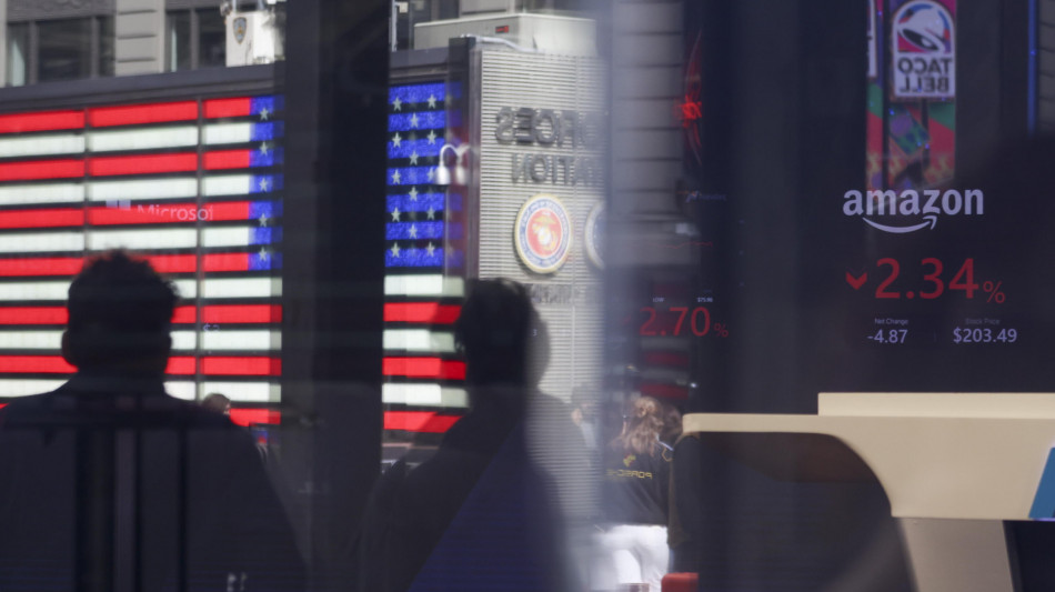 ++ Tonfo Wall Street, Dj -2,72%, Nasdaq -4,01% ++