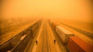 Une temp&ecirc;te de sable pollue l'air dans le nord de la Chine
