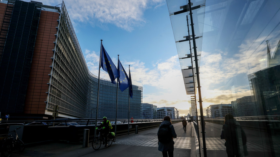 Bozza documento Ue, dazi sui prodotti Usa fino al 25%