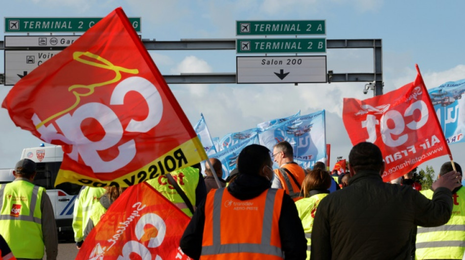 Gr&egrave;ve: retards mais pas de perturbation majeure &agrave; Paris-Charles de Gaulle