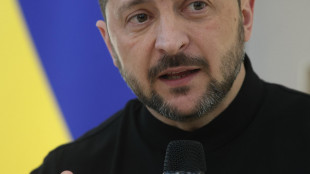 Zelensky, Putin vuole prendere tempo per continuare guerra