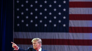 Juiz rejeita fian&ccedil;a de US$ 100 milh&otilde;es proposta por Trump