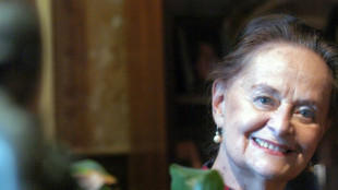 Morre argentina Mar&iacute;a Fux, criadora da 'dan&ccedil;aterapia'
