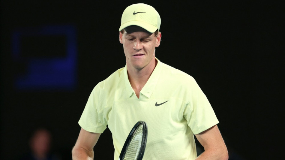 K&ouml;rperliche Probleme &uuml;berwunden: Sinner locker im Halbfinale