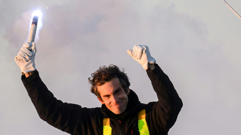 El franc&eacute;s Charlie Dalin gana la regata Vend&eacute;e Globe en tiempo r&eacute;cord