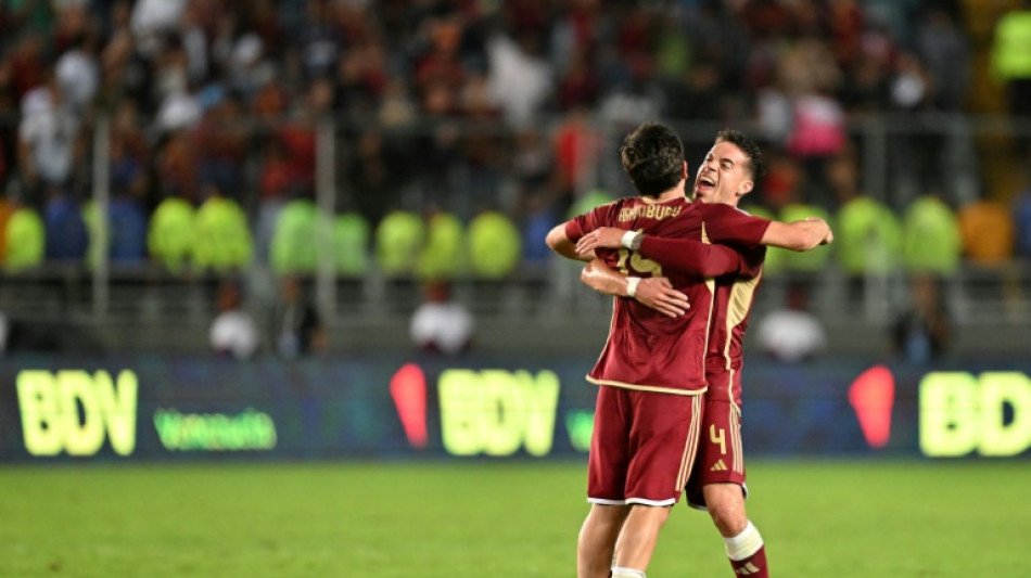 Venezuela vence Peru (1-0) e toma da Bol&iacute;via 7&ordf; posi&ccedil;&atilde;o, que leva &agrave; repescagem