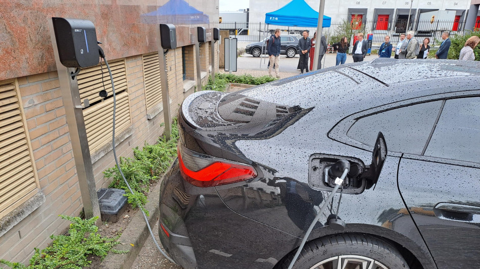 Ecco, oneri su auto elettriche pi&ugrave; alti che su carburanti