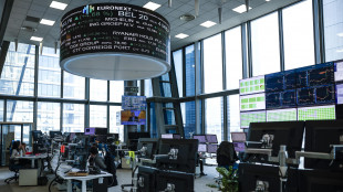 Borsa: l'Europa in cauto rialzo con dazi, l'euro a 1,169 dollari