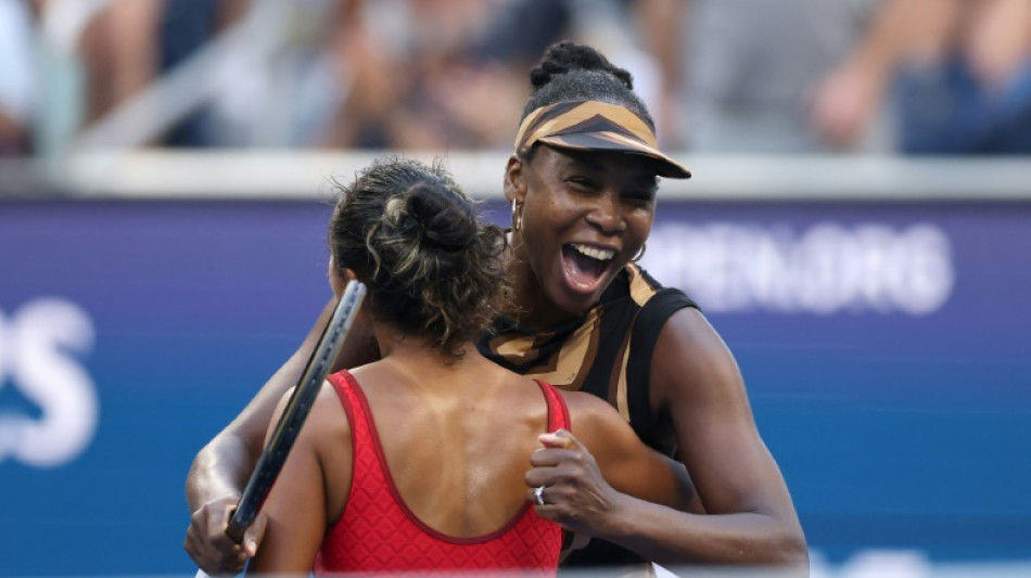 Venus Williams e Leylah Fernandez avan&ccedil;am nas duplas do US Open