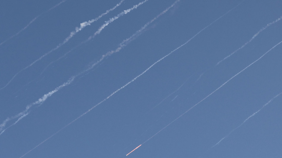 Missili dall'Iran, allarme in tutto il centro di Israele