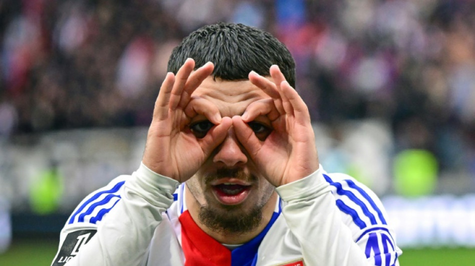 Com primeiro gol de Almada, Lyon vence Le Havre (4-2) e &eacute; 5&ordm; no Franc&ecirc;s