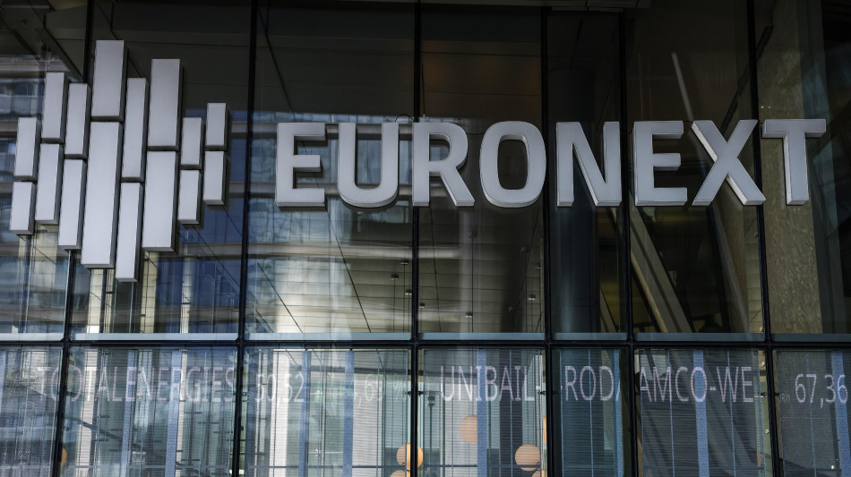 Borsa: l'Europa positiva nel finale, Parigi +0,9%, Milano +0,4%