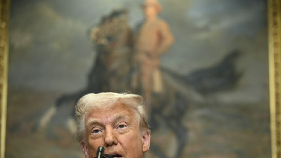 Trump recorre &agrave; Suprema Corte para validar demiss&atilde;o de funcion&aacute;rios