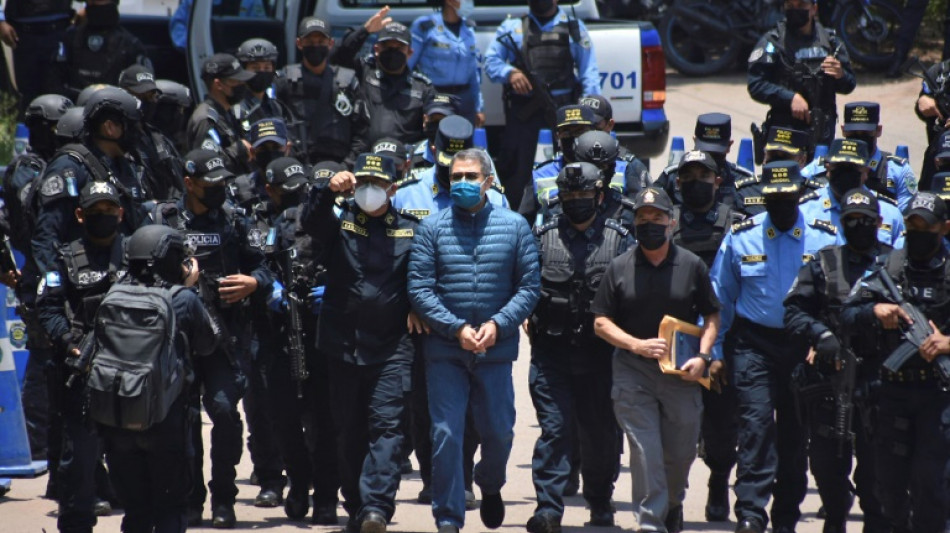 L'ex-président du Honduras Hernandez, narcotrafiquant gracié par Trump