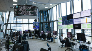 Borsa: l'Europa gi&ugrave; con i dazi e il lavoro Usa, Parigi -2,91%