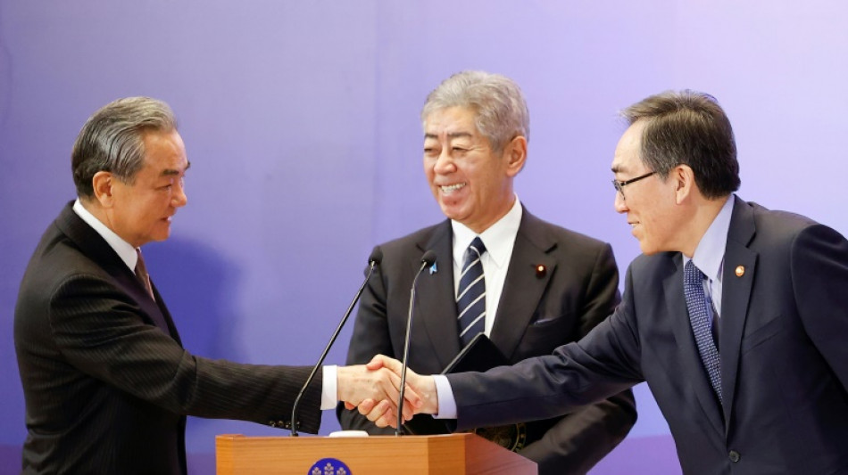 Japan, China und S&uuml;dkoreas bekr&auml;ftigen gemeinsame Verantwortung f&uuml;r Frieden 
