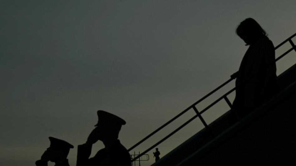 Harris accuse Trump de d&eacute;robades sur son bilan m&eacute;dical