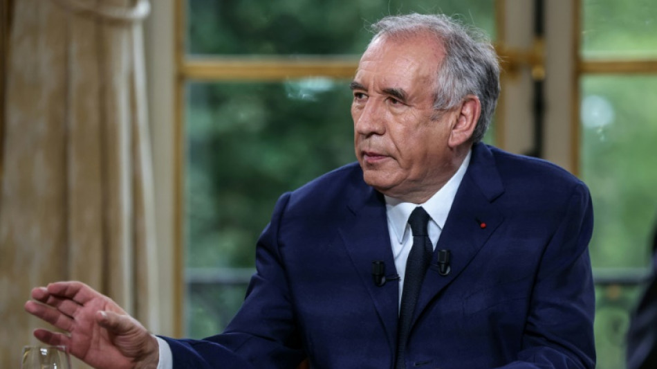 'Destino da França' estará em jogo no próximo voto de confiança, diz Bayrou