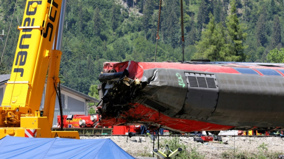 Zahl der Todesopfer nach Zugungl&uuml;ck in Bayern auf f&uuml;nf erh&ouml;ht