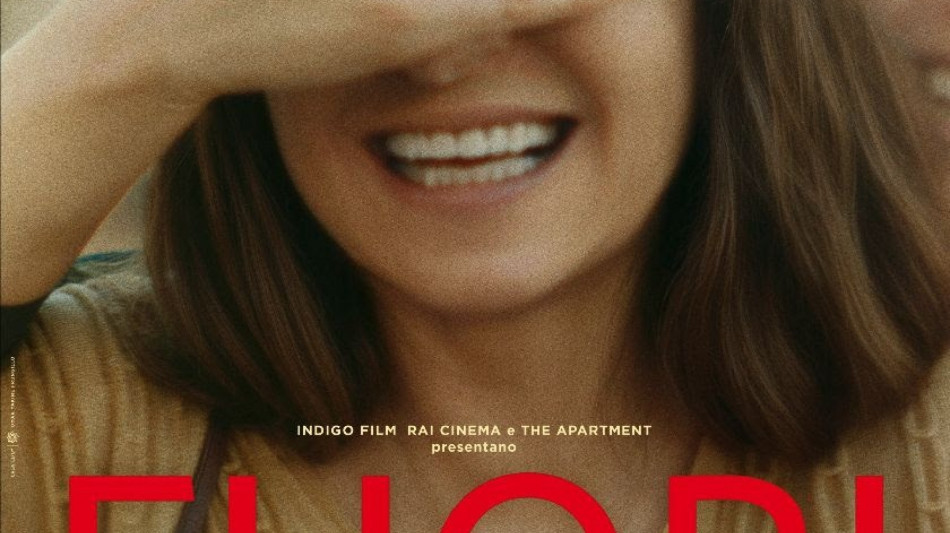 Fuori di Martone in concorso a Cannes sar&agrave; in sala il 22 maggio