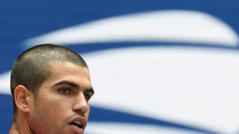 US Open: Alcaraz weiter ohne Satzverlust - Drama um Shelton