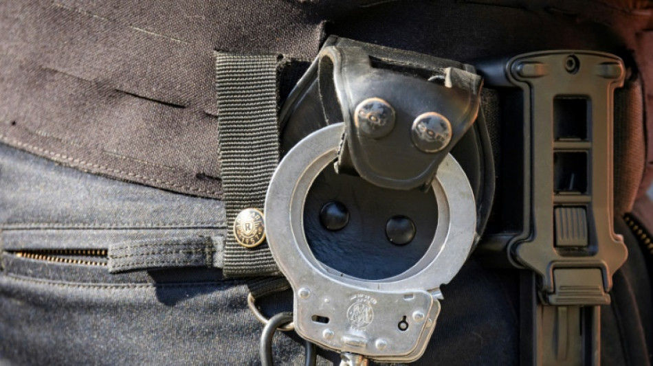 Aggressiver Hund bei&szlig;t an Bahnhof Landau in Rheinland-Pfalz drei Menschen