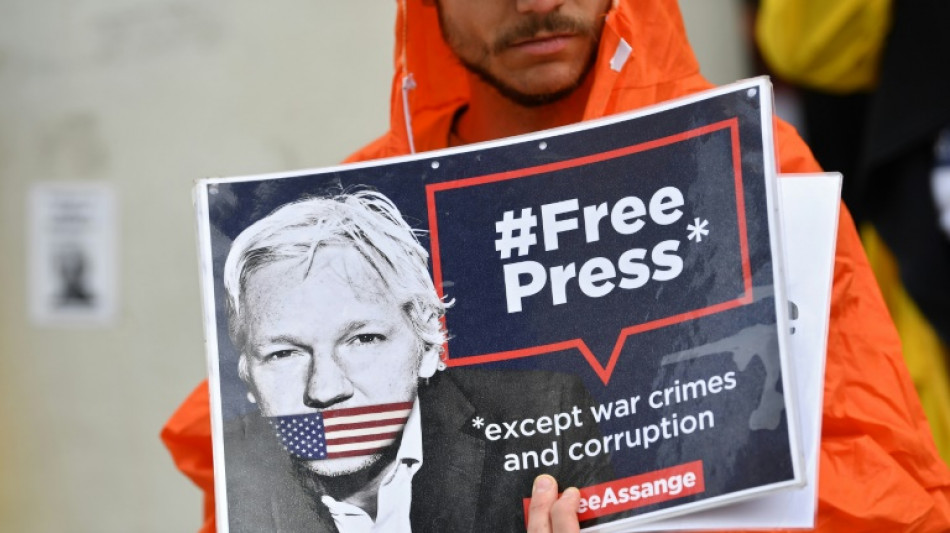 Julian Assange, h&eacute;roe de la libertad de informar o narcisista irresponsable