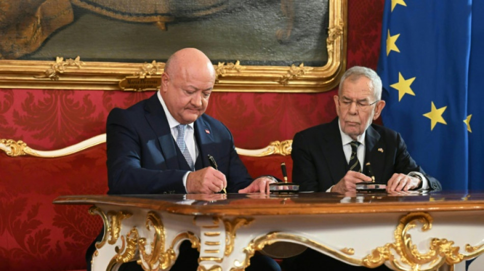 Conservador Christian Stocker assume como chanceler da &Aacute;ustria