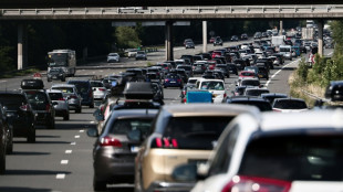 Vacances d'&eacute;t&eacute;: circulation "tr&egrave;s dense" toute la journ&eacute;e, plus de 1.000 kms de bouchons