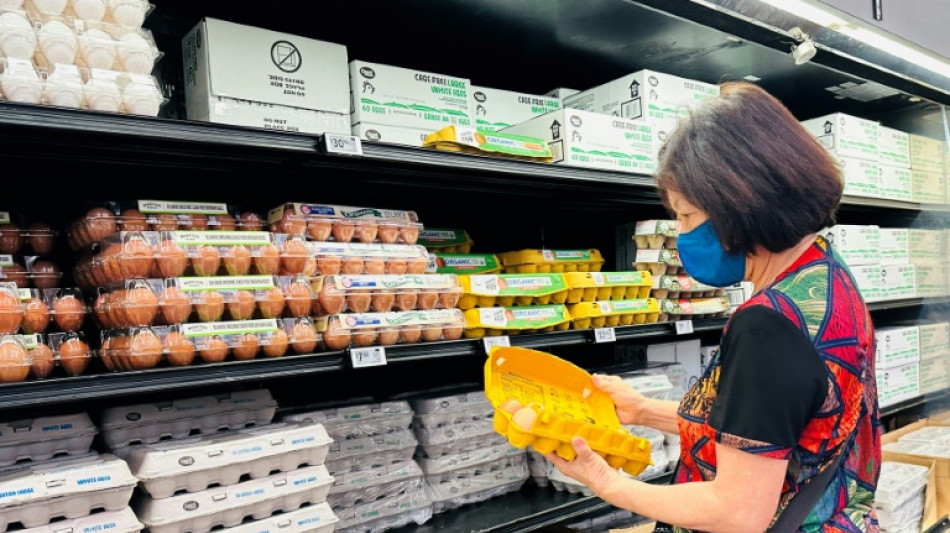 US-Verbrauchervertrauen steigt im Mai - bleibt aber auf niedrigem Niveau 