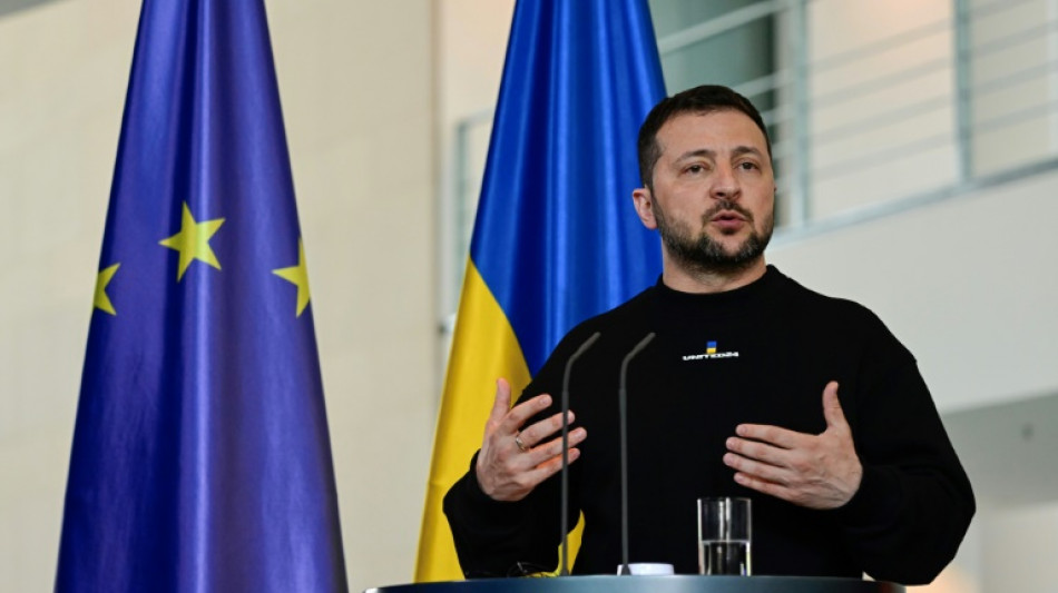 Selenskyj reist nach Deutschlandbesuch nach Paris weiter