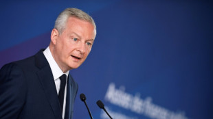 Le gouvernement "&eacute;tudie l'option" d'une nouvelle taxation des soci&eacute;t&eacute;s d'autoroutes