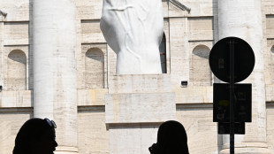 Borsa: Milano sale con Tenaris e Cucinelli, gi&ugrave; Prysmian