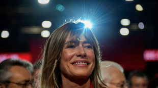 La esposa del presidente del Gobierno de España niega ante un juez haber malversado