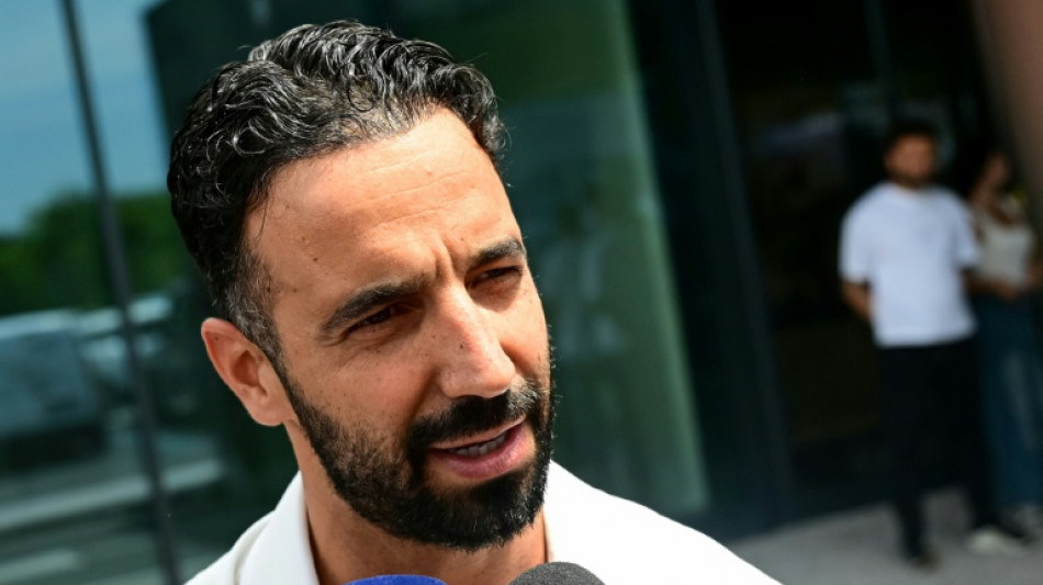 R&uacute;ben Amorim promete dar continuidade ao legado de Baresi no Milan