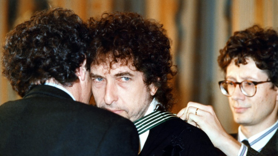 Las canciones se volvieron m&aacute;s simples y repetitivas, seg&uacute;n un estudio