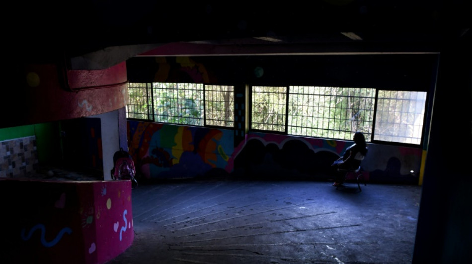 Un avi&oacute;n con 65 deportados por EEUU llega a Costa Rica en medio de pol&eacute;micas