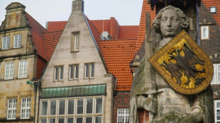 Polizisten in Bremen retten fl&uuml;chtigen Nichtschwimmer nach Sprung in Stadtgraben