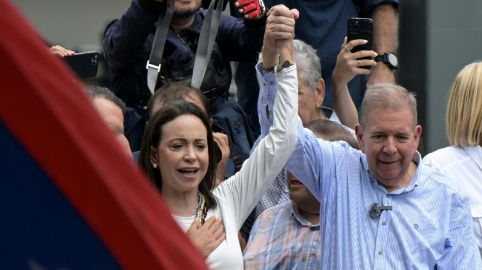 Los venezolanos Machado y Gonz&aacute;lez Urrutia ganaron el premio S&aacute;jarov de 2024