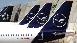 Lufthansa-Piloten stimmen mit gro&szlig;er Mehrheit f&uuml;r m&ouml;glichen Streik